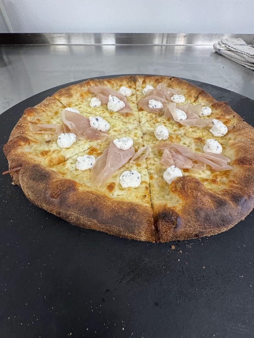 Uncle Nicks Pizza